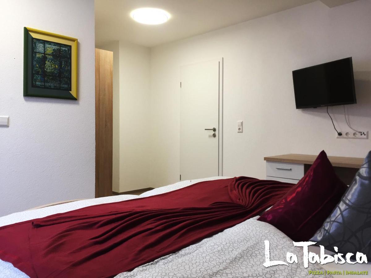 Hotel Schurwald Rechberghausen エクステリア 写真